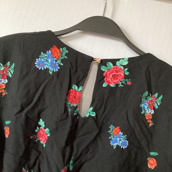 Floral Jumpsuit/Romper - Picture 5 of 5